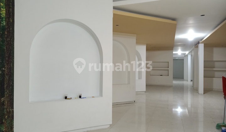 Dijual Ruko Main Road Dekat Rs Borromeous Ir Juanda Dago, Bandung