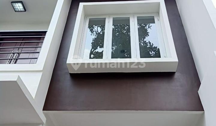 2.5-Story House in Sarimanah, Sarijadi, Bandung Near Maranatha University, Setra Duta, Setra Sari, Pasteur 2