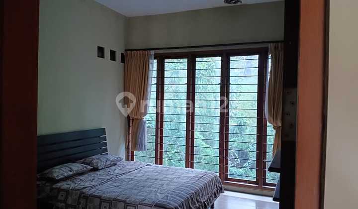 Ciumbuleuit - Dijual Rumah Sayap Ciumbuleuit, Bandung bisa untuk Usaha 2