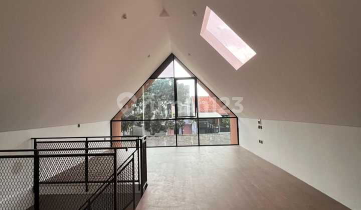 Setra Duta - Rumah Baru Modern - Smart Home System, Setra Duta, Bandung