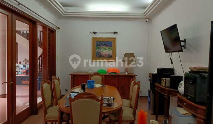 Dago Pusat - Dijual Rumah Mewah Dago Pusat Dekat Kampus Unpad, Lap. Gasibu, Rs Borromeous, Bandung 2