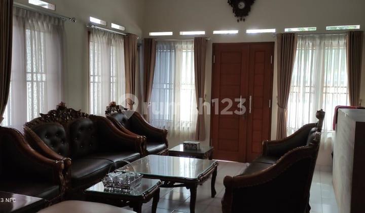 Rumah Adem 2 Lantai Di Kolonel Masturi Bandung Barat