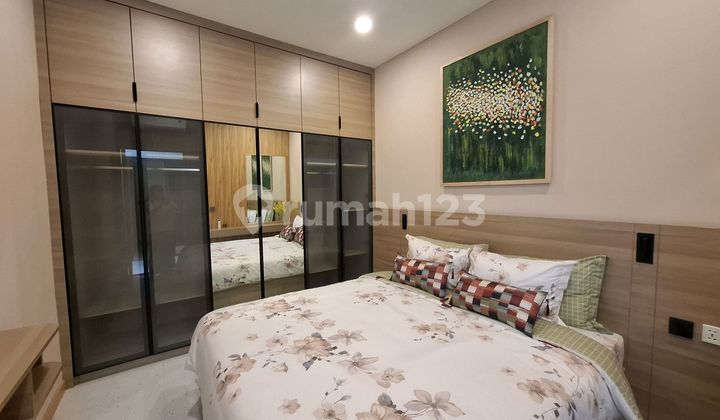 Ready-to-Occupy Fully Furnished House, Kota Baru Parahyangan, Bandung 2