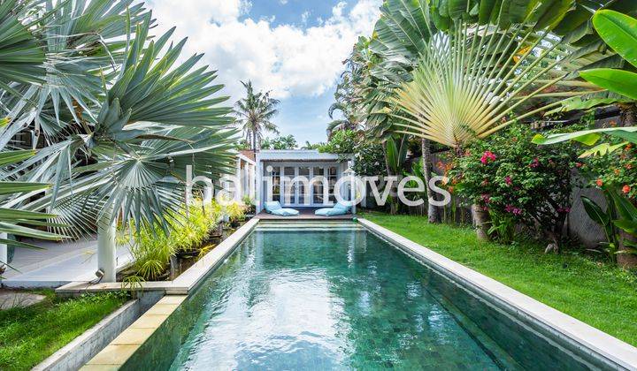 Spacious Bright Three Bedroom Villa On Sanur Beach 1