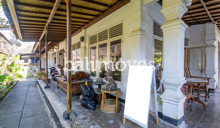 Kesempatan Investasi Menarik dengan 5 Kamar Tidur di Pusat Wisata Sanur Kesempatan Investasi Menarik dengan 5 Kamar Tidur di Pusat Wisata Sanur
