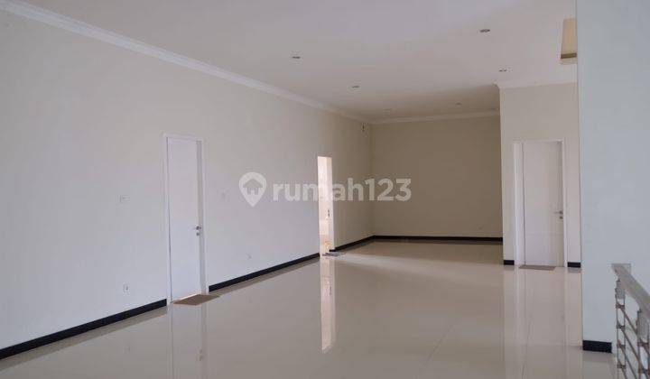 Rumah Mewah Perum. Taman Anggrek Purwokerto 6