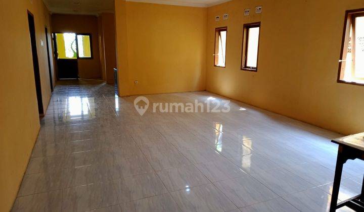 Dijual Rumah 2 Lantai 24 Ubin 10 Kamar Lokasi Kembaran 4