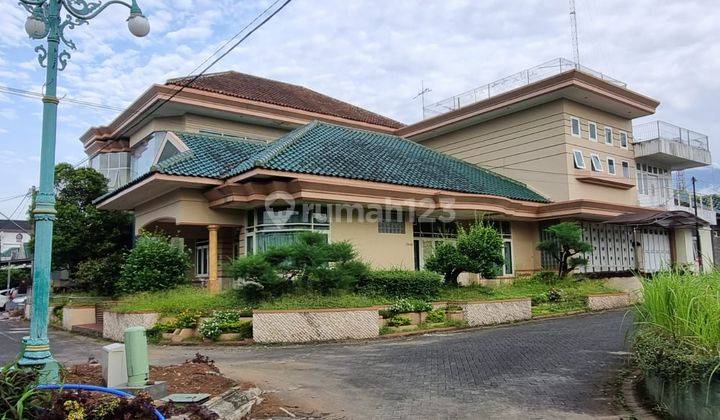 Rumah Mewah 2 Lantai di Pusat Kota Purwokerto Ber Shm 2