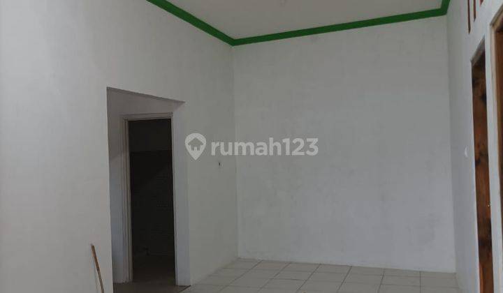 Rumah Baru Strategis Dan Ada Meja Dapurnya 2