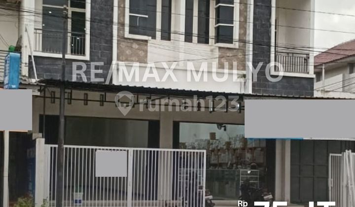 For Rent 2-Story Shop House with Spacious Parking in Purwokerto City 1