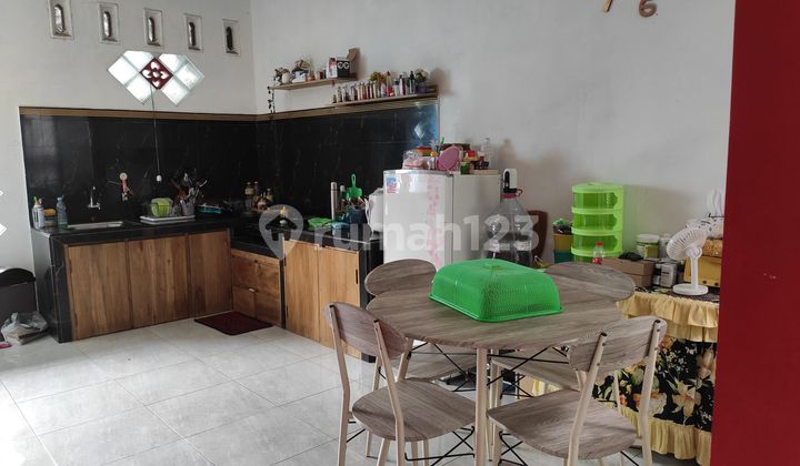 Dijual Rumah Full Pagar Keliling Dengan Halaman belakang 2