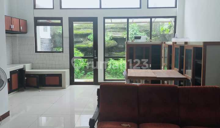Disewakan Rumah 3 Lantai Siap Huni Area Purwokerto 1