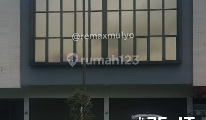 For Rent: 2-Story Promising and Strategic Shop House in Purwokerto City Center 1