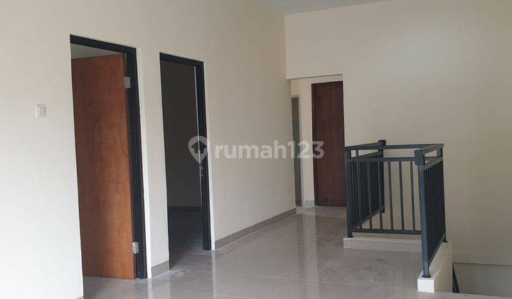 Jual Rumah Siap Huni Lokasi Bsd 2