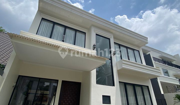 Rumah Mewah Siap Huni dekat Toll BSD