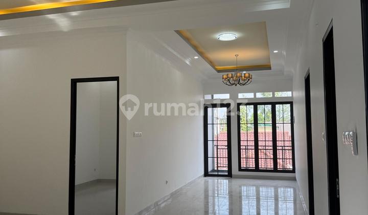 Brand new !! Rumah Modern Bagus 2 Lantai di Griyaloka BSD  2