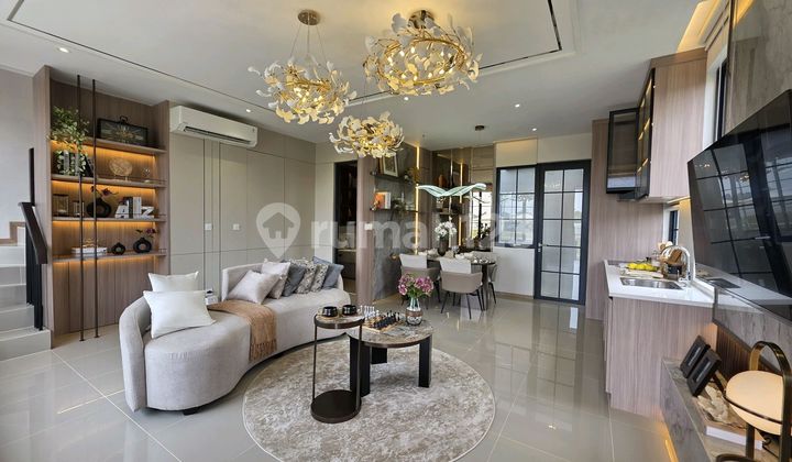 Baru Dan Promo ! Rumah 2 Lantai Modern 2 Bedrooms Dekat Intermoda Bsd