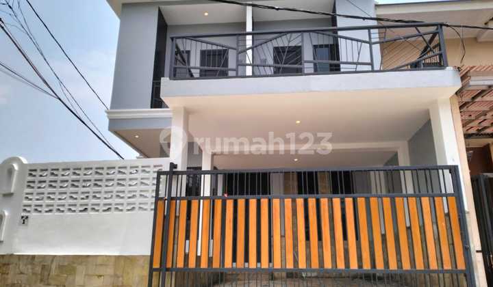 Rumah Baru 3 Lantai Di Cendana Residence Pamulang Tangerang Selatan 1
