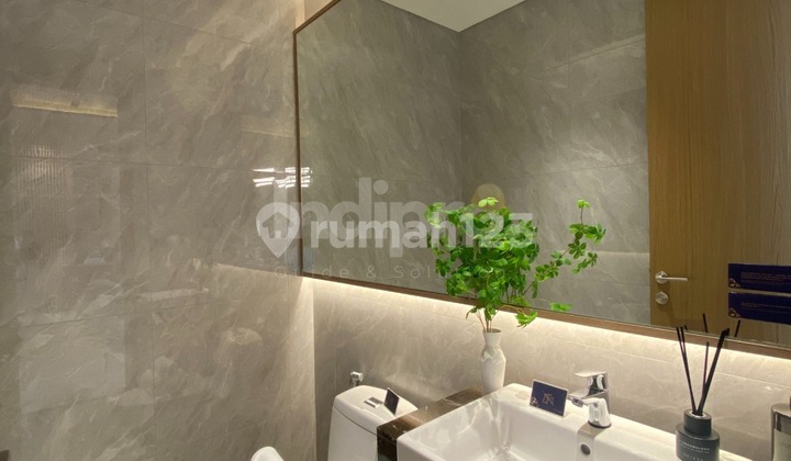 Rumah Baru Bergaya Jepang 3 Lantai di Winyard Bsd 2