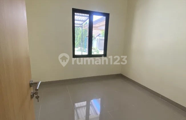 Rumah Baru Dan Rapi Siap Huni Dekat Living World Alam Sutera 2