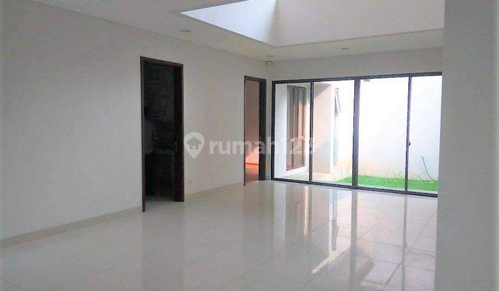 Rumah Cantik SHM Lantai 2 di Prestigia Bsd 2