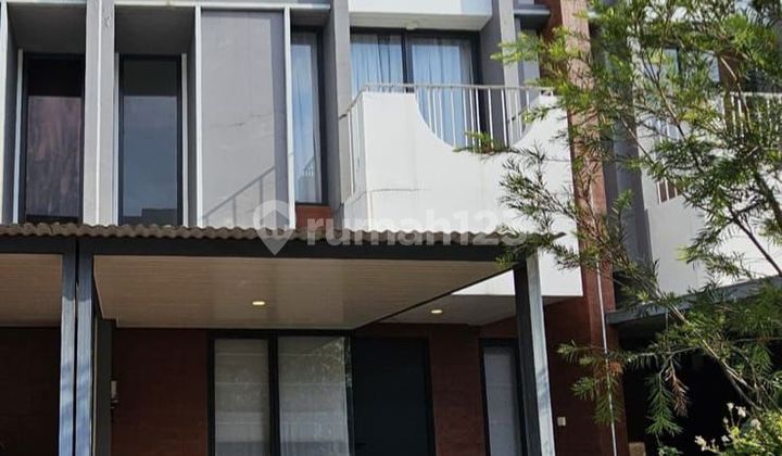 Murah !! Rumah Furnished 2 Lantai Samping Aeon Mall Di Freja Bsd