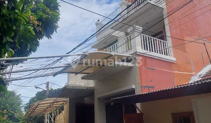 Dijual Rumah 4 Lantai Siap Huni Perumahan Puri Bintaro Hijau - Ciledug 2