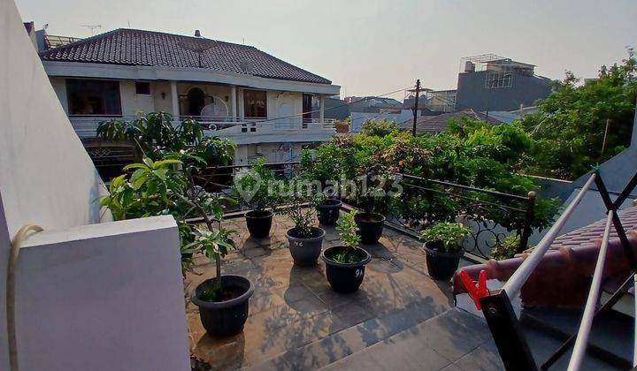 Jual Rumah Lokasi Starategis Jakarta Selatan 1