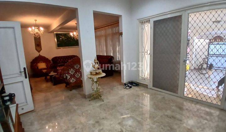 Jual Rumah Lokasi Starategis Jakarta Selatan 2