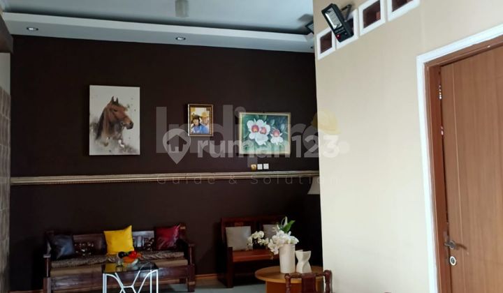 Ready-to-Occupy House in Karawaci Tangerang 2