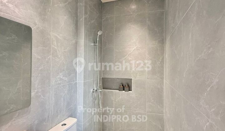 Baru dan Promo !! Rumah Baru 2 Lantai dekat akses Toll  di Lynelle BSD