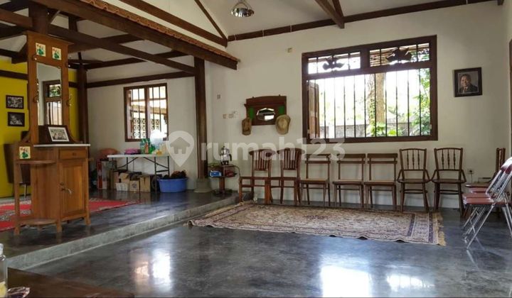 FOR SALE PENDOPO HOUSE, Only 5 minutes to BSD City toll access. 2