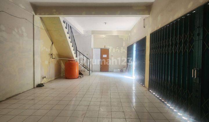 Ruko 3 Lantai Dekat Sekolah Rumah Sakit Bandara 1