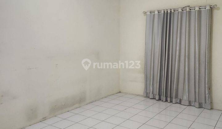 Rumah Cantik Dekat Rumah Sakit Ciputra, Sekolah, Bandara 2