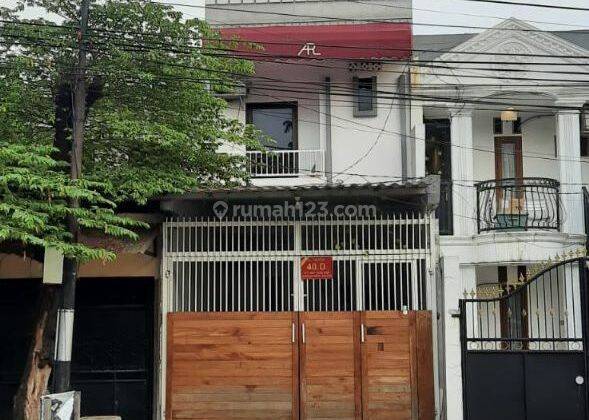 Dijual Rumah Bonus Kios di Rawamangun Jakarta Timur 1