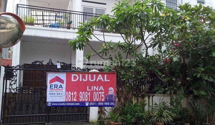 Dijual Rumah 2 Lantai Bebas Banjir di Jakarta Timur 1