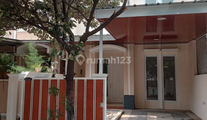 Dijual Rumah Siap Huni Dijual di Royal Residence 1