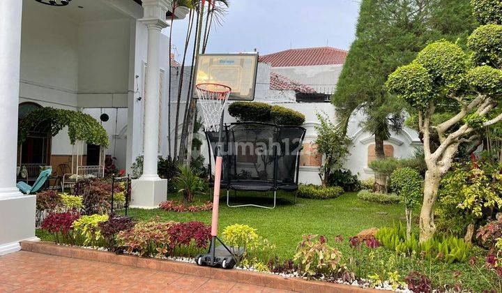 Dijual Rumah Cantik Dengan Kolam Renang di Cempaka Putih Jakarta Pusat 2