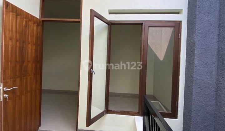 Dijual Rumah Baru Siap Huni di Tebet Timur Jakarta Selatan 2