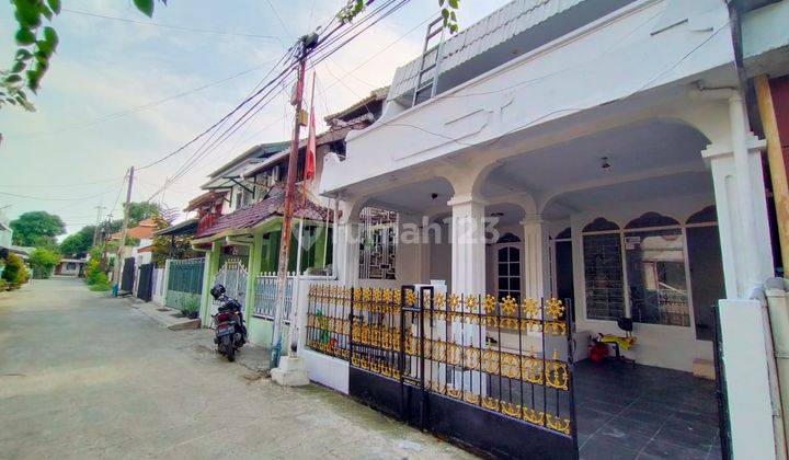 Dijual Cepat Rumah 2 Lantai Siap Huni di Beji Kota Depok 2