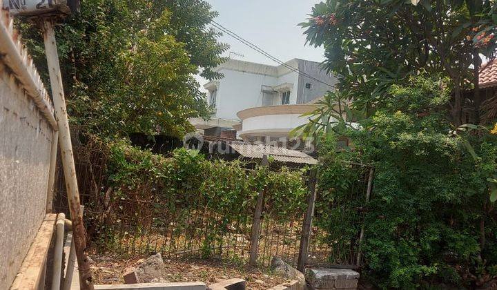 Dijual Rumah Tua Hitung Tanah di Otista Jakarta Timur  2