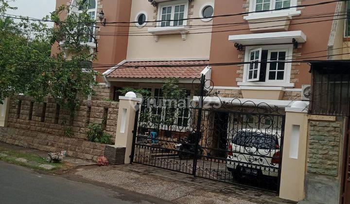 Rumah Hoek Siap Huni di Citra Garden Pegadungan Jakarta Barat 1