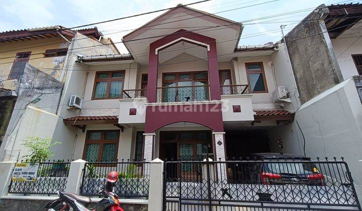 Rumah Cantik Duren Sawit Sudah Full Renove 1