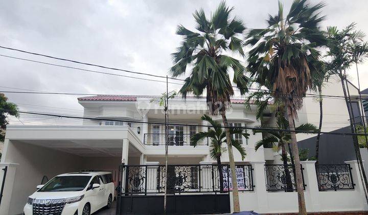 Rumah baru 2 lantai di Komplek Billymoon Jakarta Timur Rumah di Komplek Billymoon 1