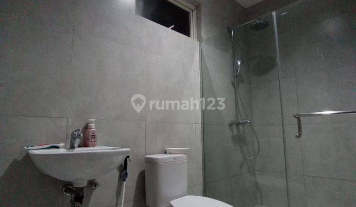 Rumah Minimalis Full Renov furnish Di JGC Cakung Jakarta Timur 2