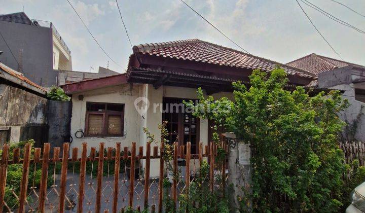 Rumah Hitung Tanah di Menteng Jakarta Pusat di Menteng 1