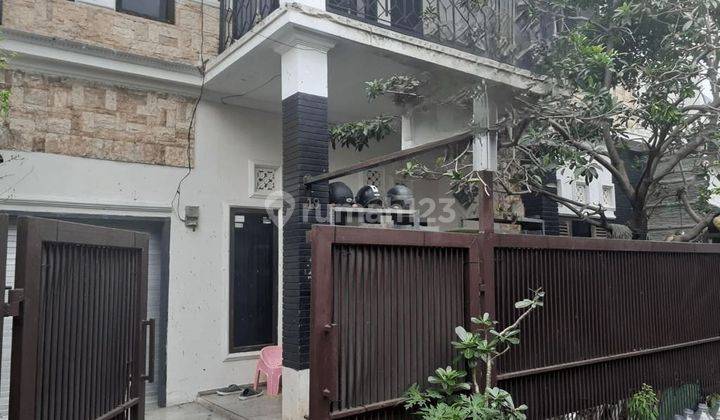 Dijual Rumah Strategis di Kemayoran Jakarta Pusat 1