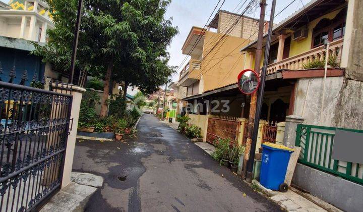 Rumah hitung tanah di komplek duren sawit Jakarta Timur 2