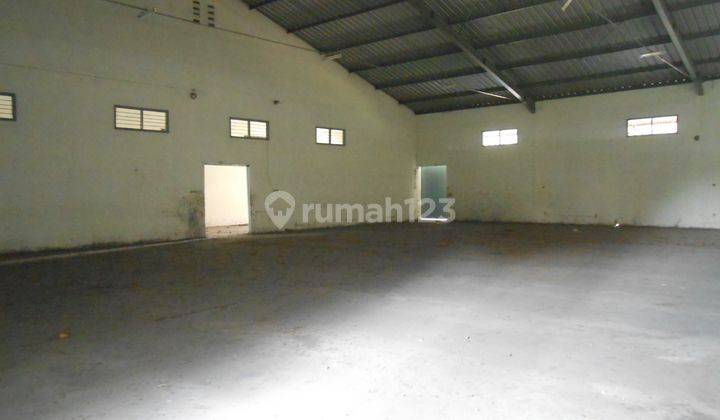 Gudang strategis kartosuro di Jl slamet ryadi kartosuro 1