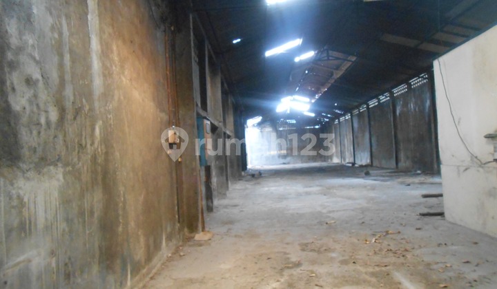 Gudang strategis solo di Jl juanda pucangsawit jebres 1